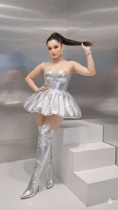 AI Girl Photo Prompts